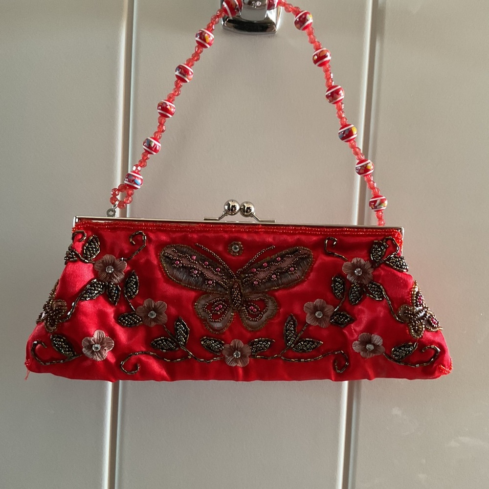 Source Unknown Red Floral Beaded Clutch